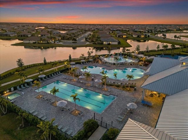 4967 SEAFOAM TRAIL, Bradenton, FL 34211