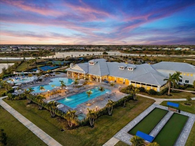 4967 SEAFOAM TRAIL, Bradenton, FL 34211