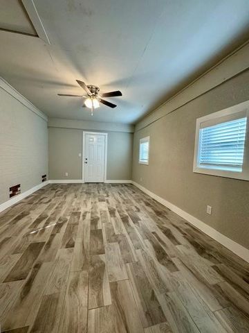 1105 Eubanks Street, Decatur, AR 72722