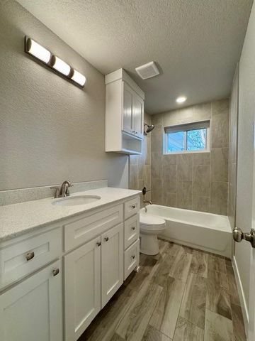 1105 Eubanks Street, Decatur, AR 72722