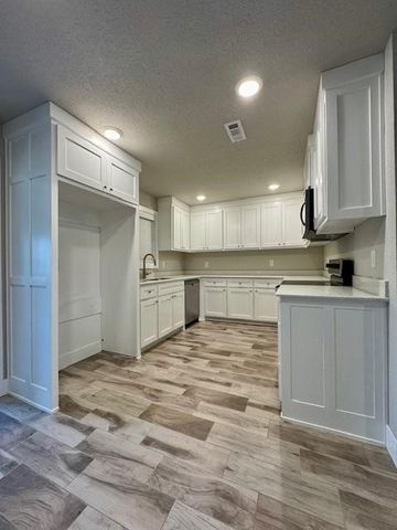 1105 Eubanks Street, Decatur, AR 72722