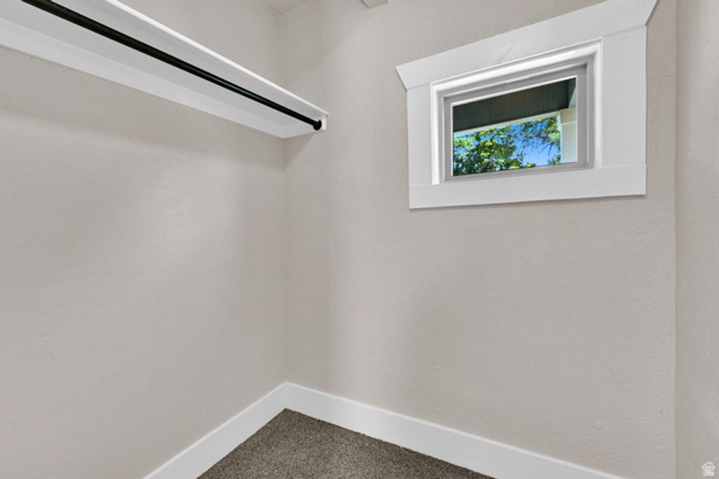 Image 13 of property listing at 1065 E 21 ST, Ogden, UT 84401