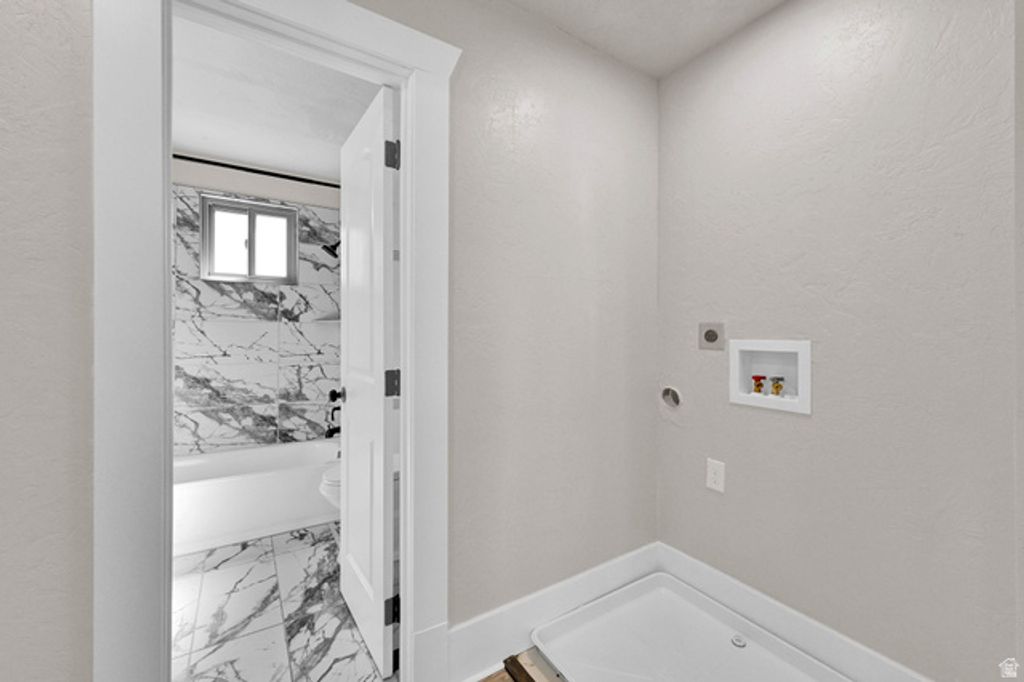 Image 15 of property listing at 1065 E 21 ST, Ogden, UT 84401