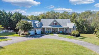 1074 Jefferson Dr W, Forest, VA 24551