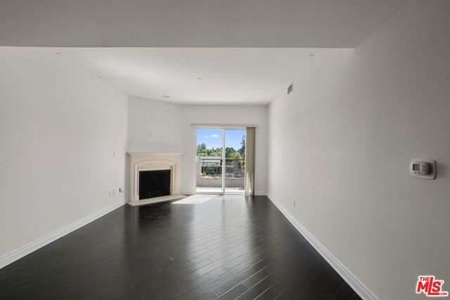 4424 Whitsett Avenue 303, Studio City, CA 91604