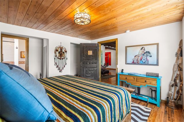 1428 Monterey, Santa Fe, NM 87505