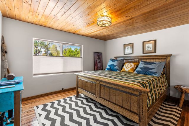 1428 Monterey, Santa Fe, NM 87505