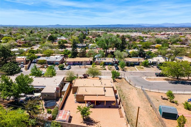 1428 Monterey, Santa Fe, NM 87505