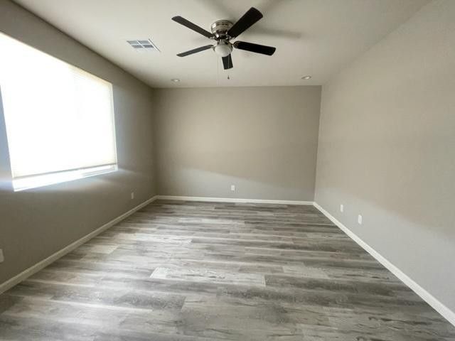 1335 E Pueblo Avenue, Phoenix, AZ 85040