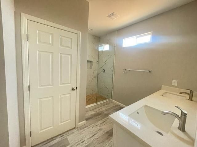 1335 E Pueblo Avenue, Phoenix, AZ 85040