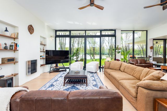 5980 Cherry Hill Road, Superior Twp, MI 48105