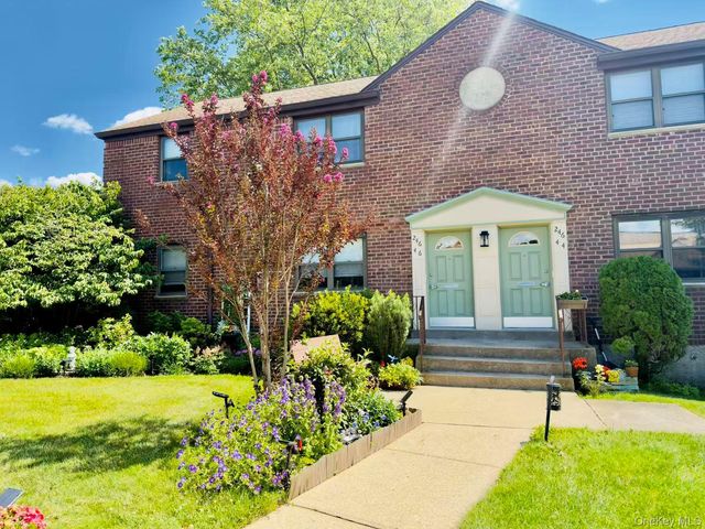 246-46 57th Drive upper, Douglaston, NY 11362