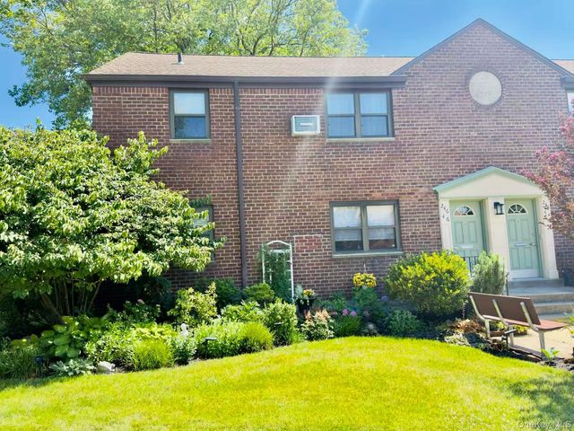 246-46 57th Drive upper, Douglaston, NY 11362