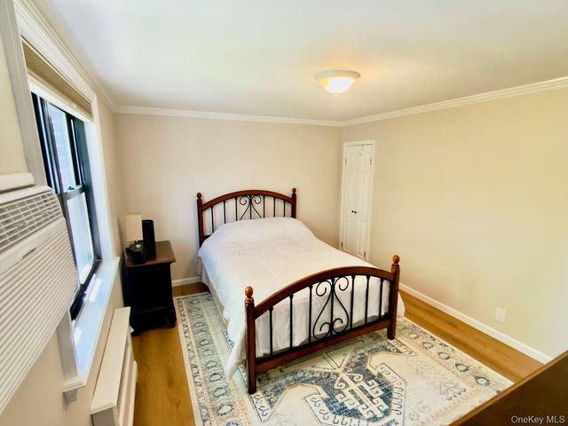 246-46 57th Drive upper, Douglaston, NY 11362