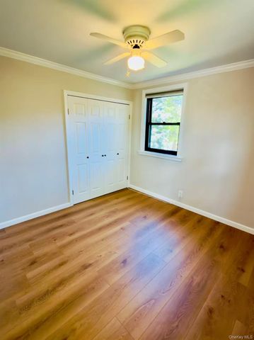 246-46 57th Drive upper, Douglaston, NY 11362