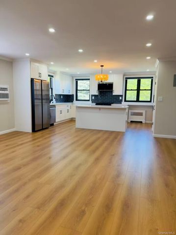 246-46 57th Drive upper, Douglaston, NY 11362
