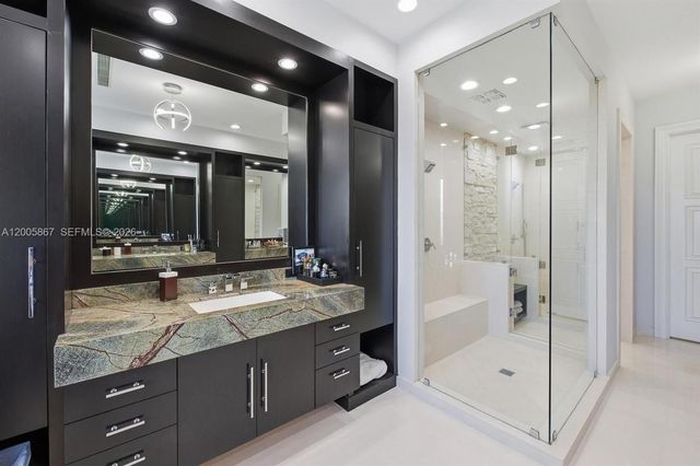 720 Isle Of Palms Dr, Fort Lauderdale, FL 33301