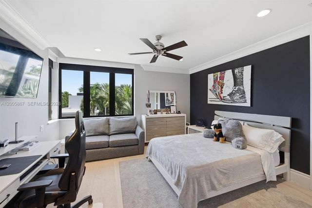 720 Isle Of Palms Dr, Fort Lauderdale, FL 33301