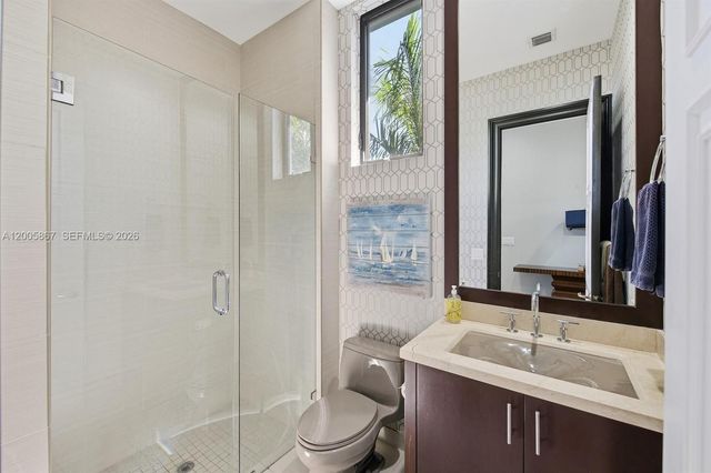 720 Isle Of Palms Dr, Fort Lauderdale, FL 33301
