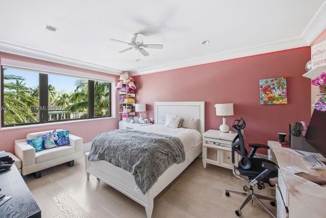 720 Isle Of Palms Dr, Fort Lauderdale, FL 33301