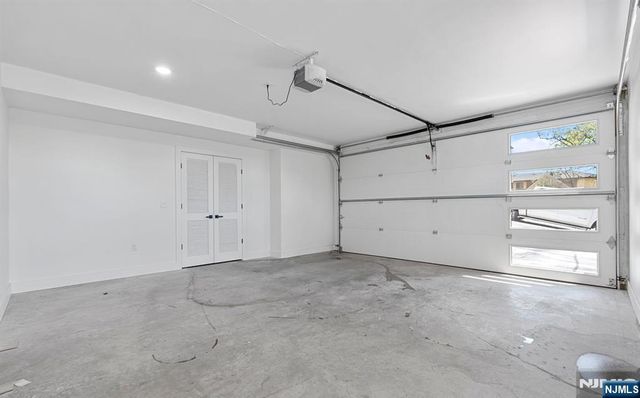 853 Pleasantview Terrace 2, Ridgefield, NJ 07657