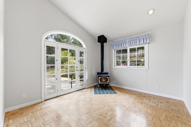 21 Cobblestone Lane, San Carlos, CA 94070