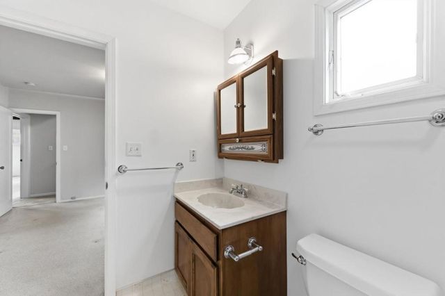 21 Cobblestone Lane, San Carlos, CA 94070