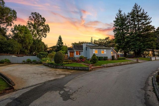 21 Cobblestone Lane, San Carlos, CA 94070