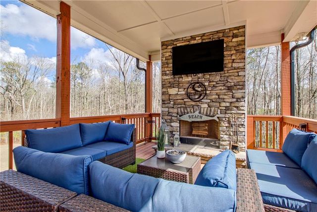 169 Emery Nell Lane, Newnan, GA 30263