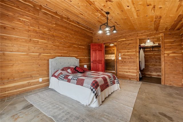 3369 CR 608, Berryville, AR 72616