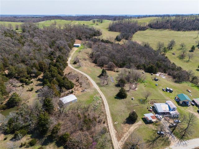 3369 CR 608, Berryville, AR 72616