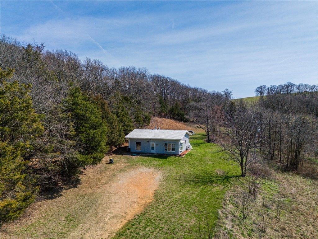 3369 CR 608, Berryville, AR 72616