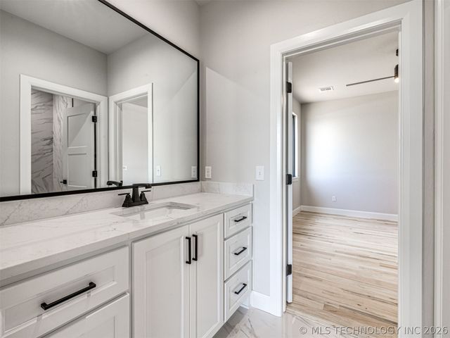 3228 E 169th Street S, Bixby, OK 74008