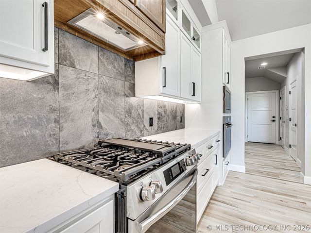 3228 E 169th Street S, Bixby, OK 74008