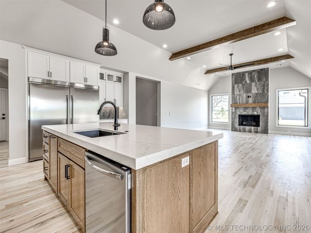3228 E 169th Street S, Bixby, OK 74008