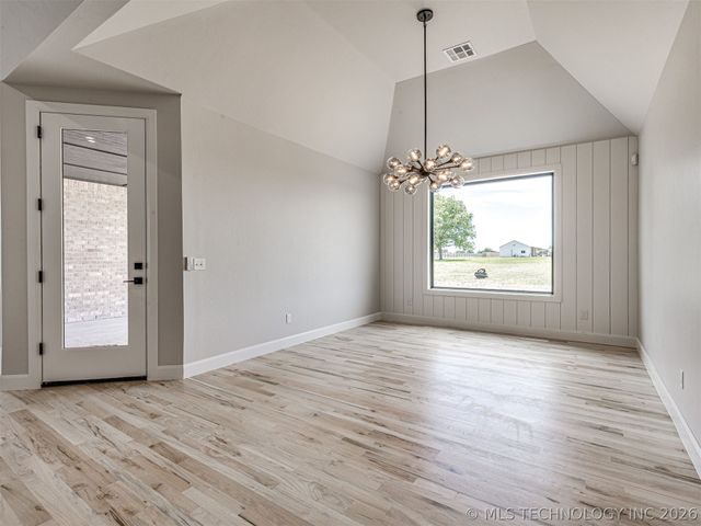 3228 E 169th Street S, Bixby, OK 74008