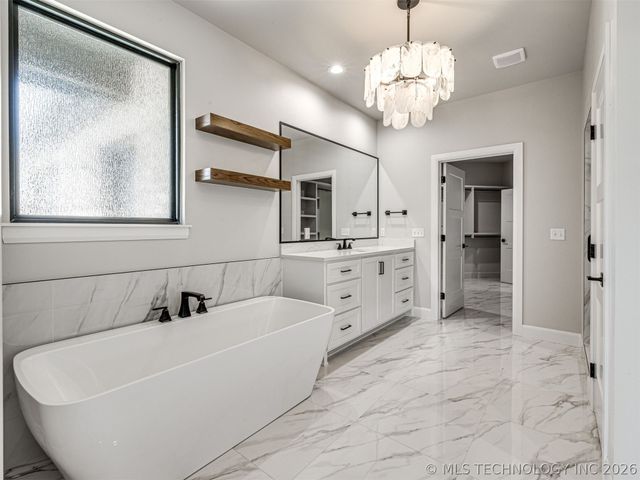 3228 E 169th Street S, Bixby, OK 74008