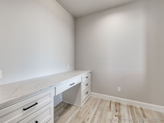 3228 E 169th Street S, Bixby, OK 74008