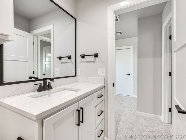 3228 E 169th Street S, Bixby, OK 74008