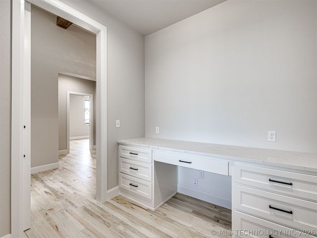 3228 E 169th Street S, Bixby, OK 74008