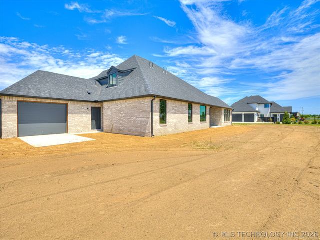 3228 E 169th Street S, Bixby, OK 74008