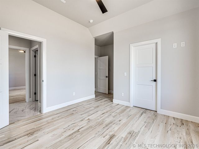 3228 E 169th Street S, Bixby, OK 74008