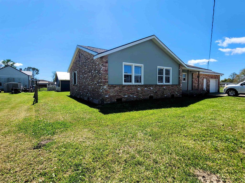 161 West 163rd Street, Galliano, LA 70354