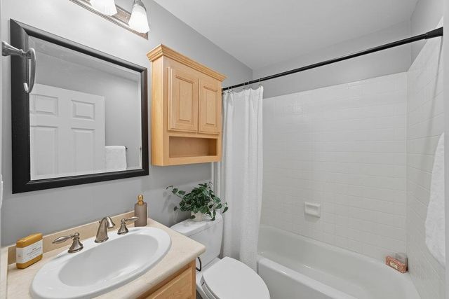 700 Fargo Avenue 12, San Leandro, CA 94579