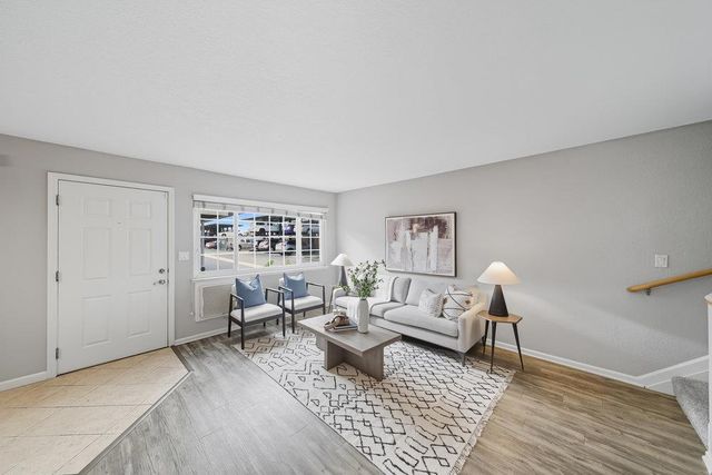 700 Fargo Avenue 12, San Leandro, CA 94579