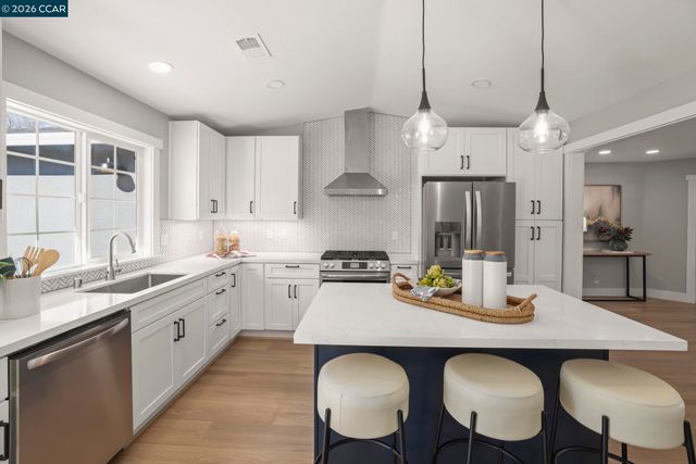 2109 N 6Th St, Concord, CA 94519