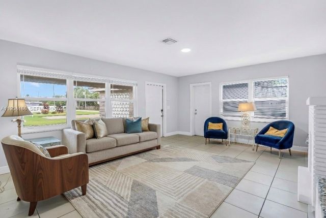 312 NW 35, Oakland Park, FL 33309