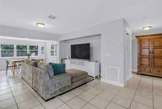 312 NW 35, Oakland Park, FL 33309