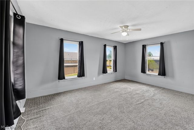 40 E Market Street, Seville, OH 44273