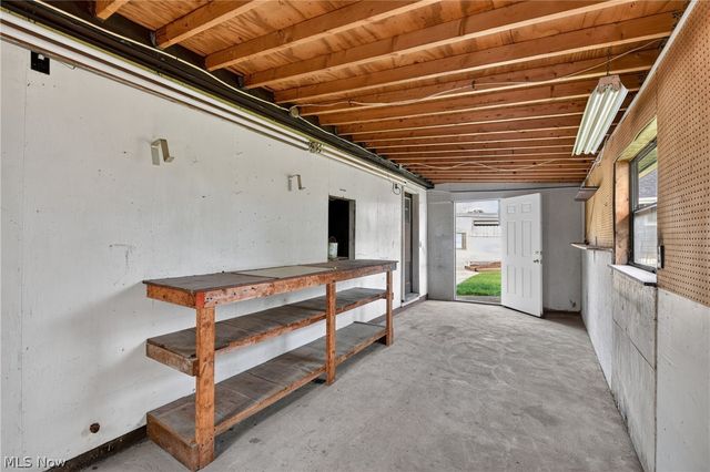 40 E Market Street, Seville, OH 44273